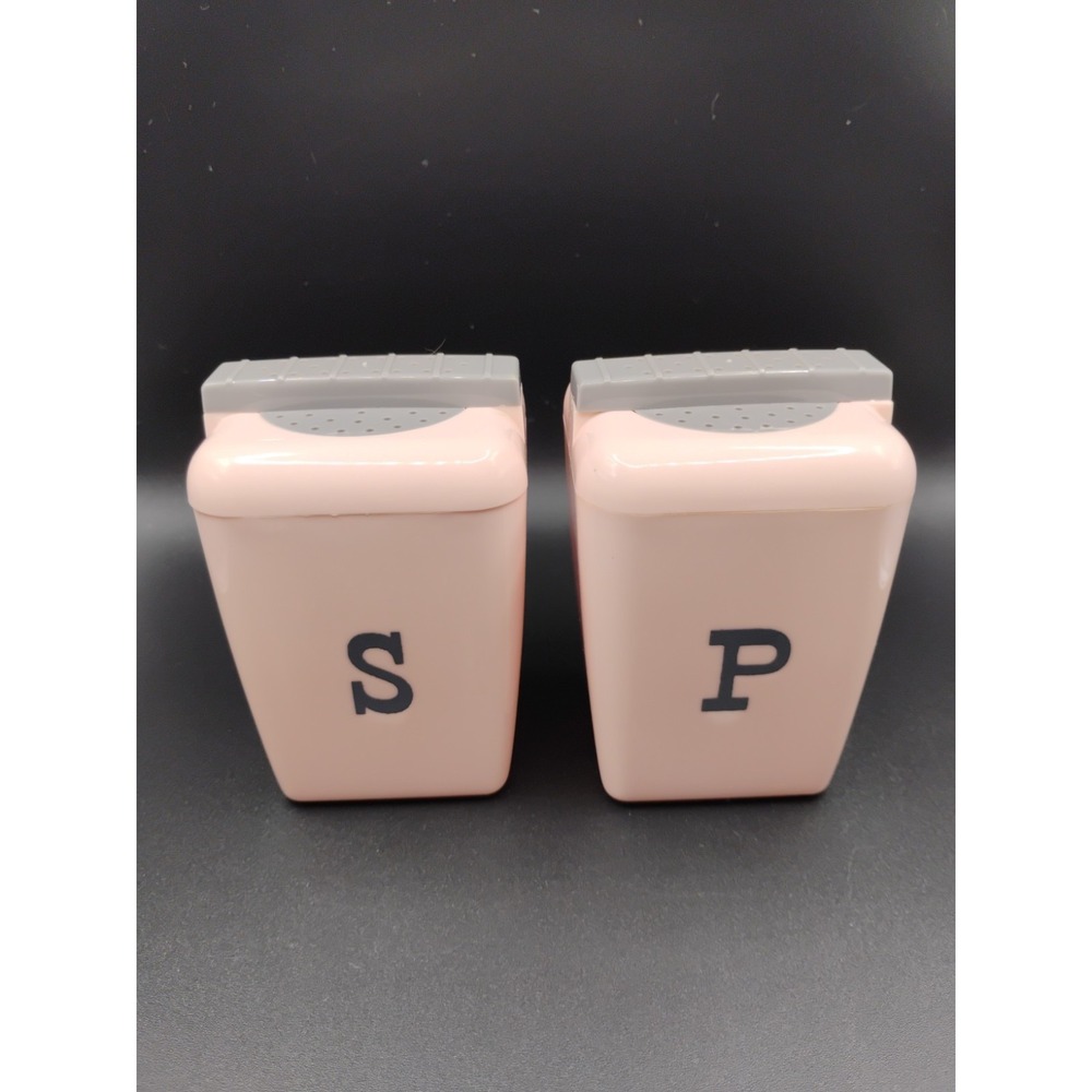 MCM Burrite Pink Salt And Pepper Shakers Square Plastic Vintage Retro #329